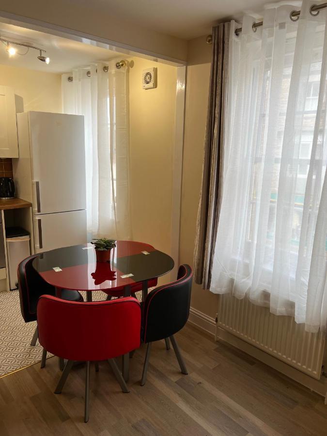Glastonbury High Street Sanctuary- 2 Bd, Sleeps 4 מראה חיצוני תמונה